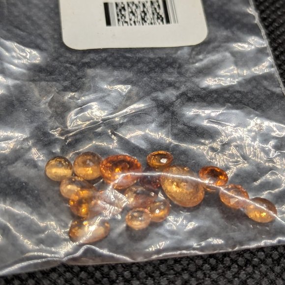 Mixed Sizes Spessartite Garnet Gems - Picture 1 of 5